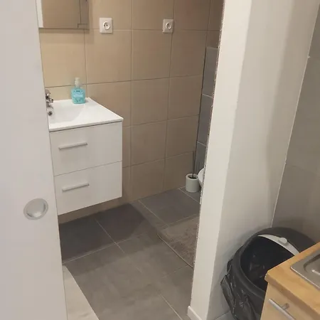 Meuble 3 Personnes Plien Pieds Saint-Rambert-d'Albon